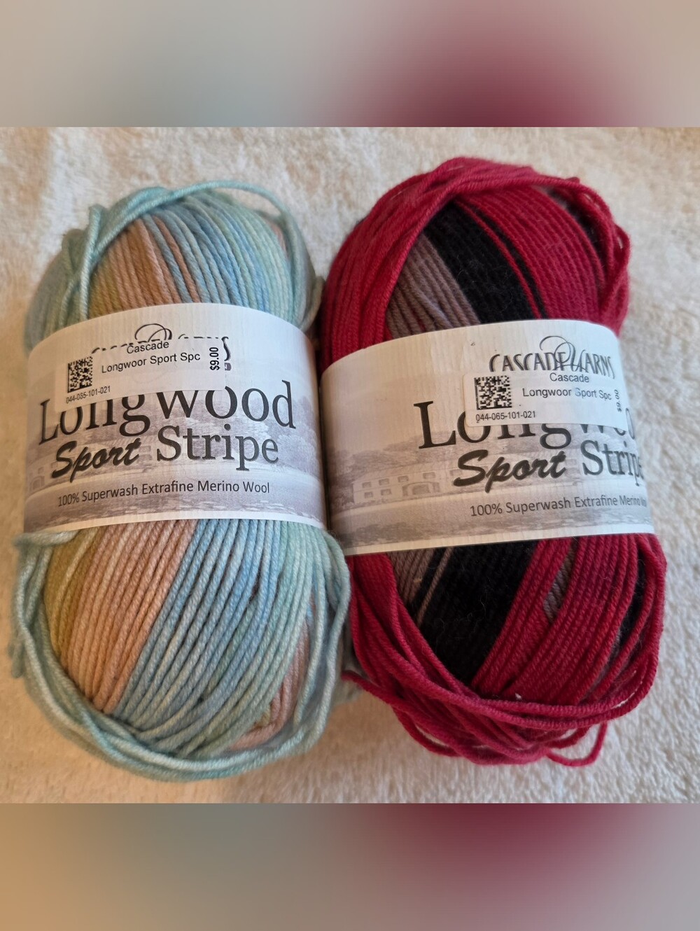 2 CASCADE YARN LONG WOOD SPORT YARN Color 514 & 504